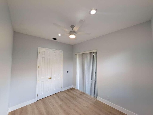 Building Photo - 8273 Manjack