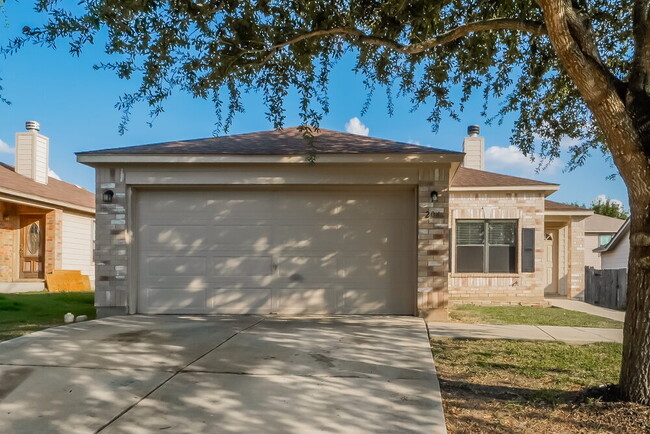 Building Photo - 204 Calixto Ct