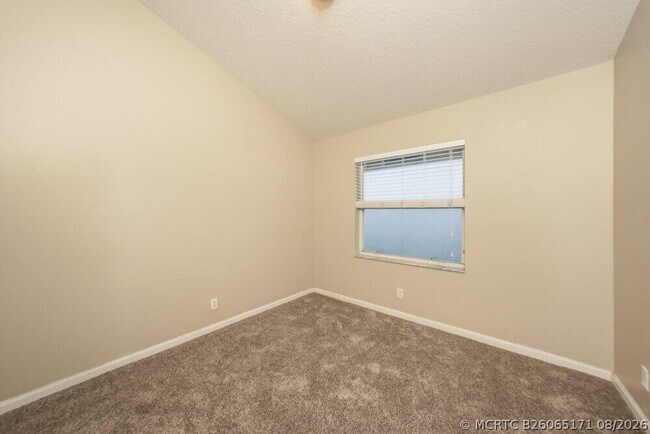 Building Photo - 23410 Serene Meadow Dr S