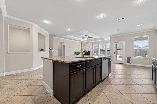 Building Photo - 15630 Eagle Valley Dr