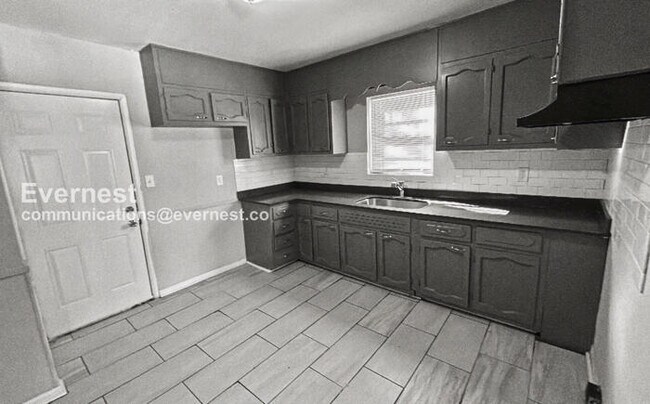 Building Photo - 5221 Jefferson St