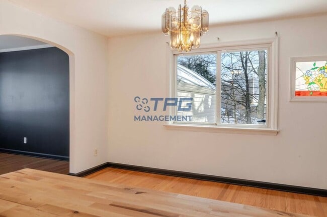 Building Photo - 29 Glendale Rd