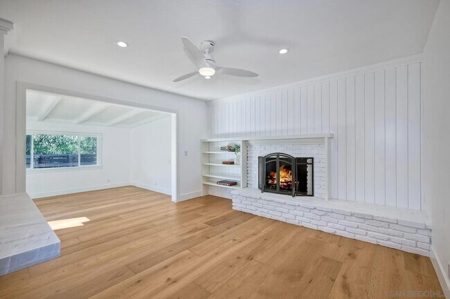 Building Photo - 1311 Crestridge Dr