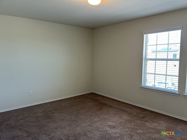 Building Photo - 8902 Bowfield Dr