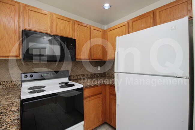Building Photo - 500 N Gila Springs Blvd