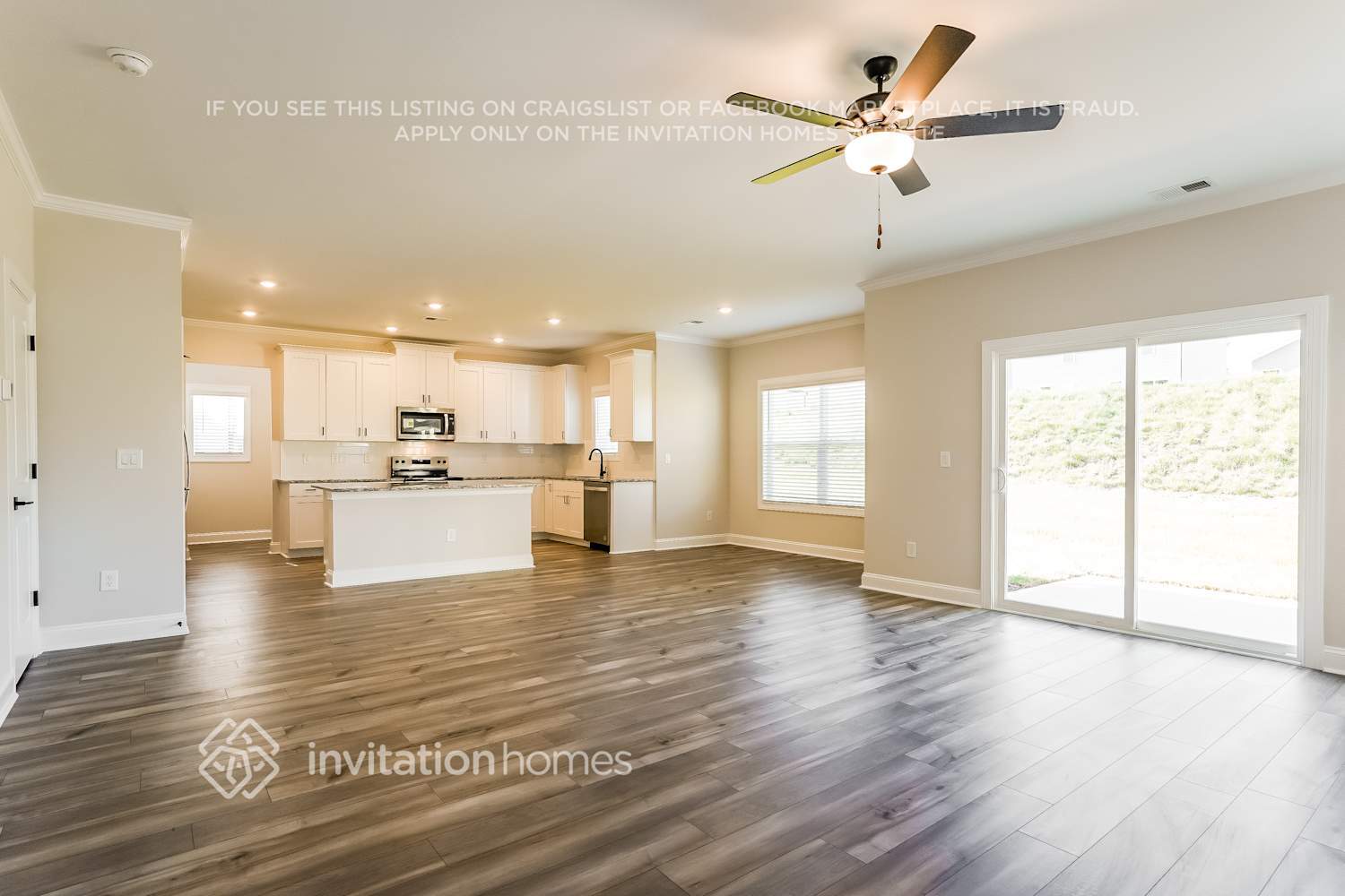 Building Photo - 504 Azalea Gaze Dr