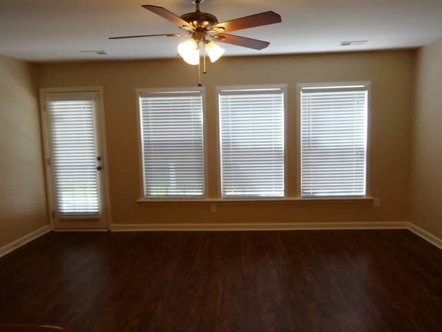 Building Photo - 409 Cotton Hope Ln