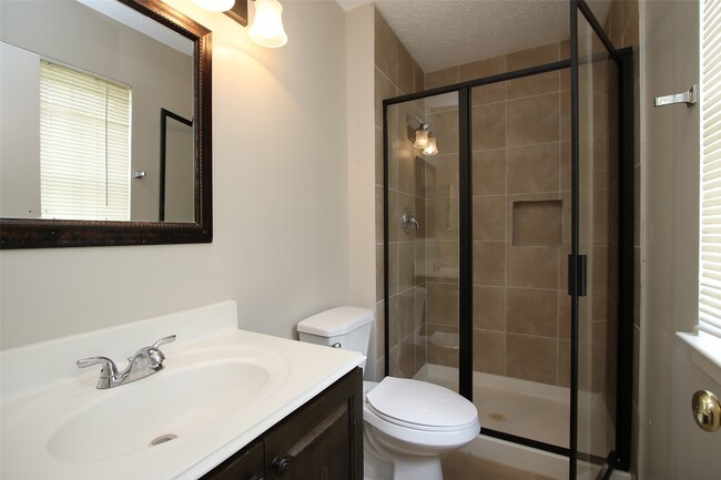 Building Photo - 13523 Harpers Bridge Dr