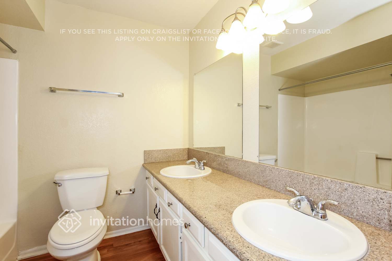 Building Photo - 3538 E Anderson Dr