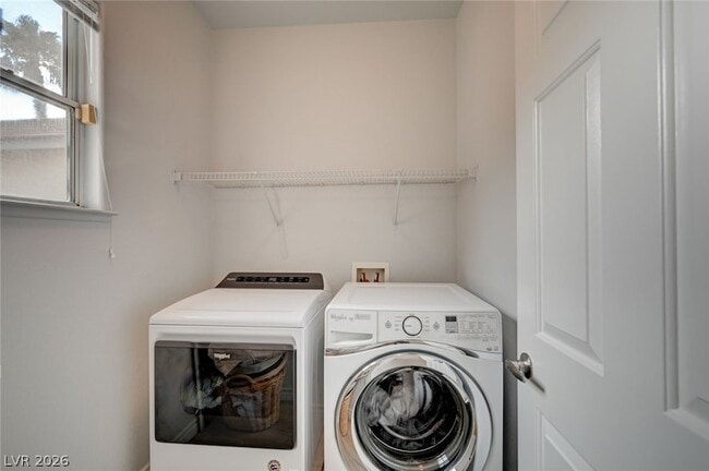 Building Photo - 2288 Tedesca Dr