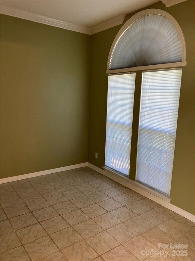 Building Photo - 7525 Montrachet Ln