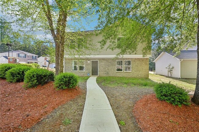 Primary Photo - 4437 Ben Hill Rd