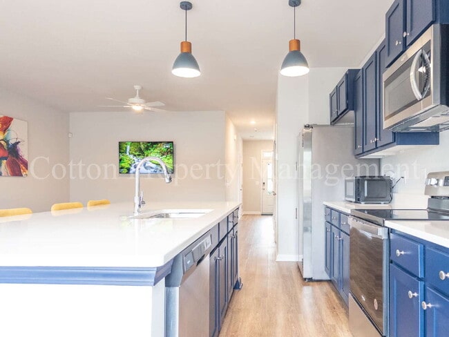 Building Photo - 7626 Knightbell Cir