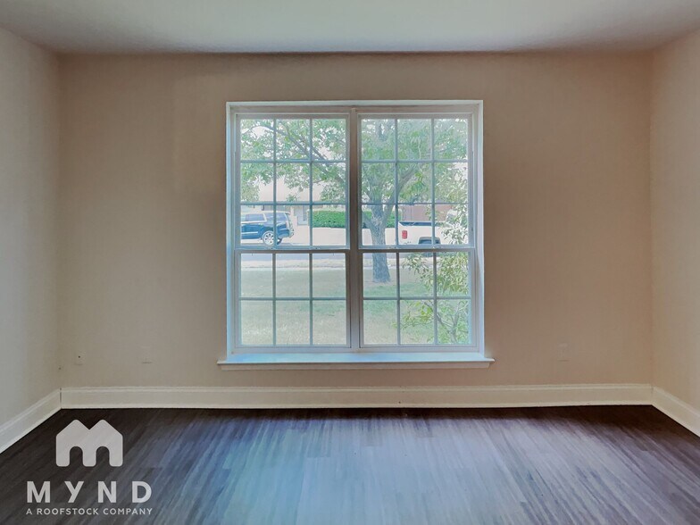 Building Photo - 11364 Quail Run St