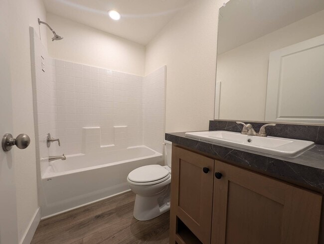 Building Photo - 400 Sulphur Bank Dr