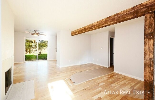 Building Photo - 4517 Driftwood Pl