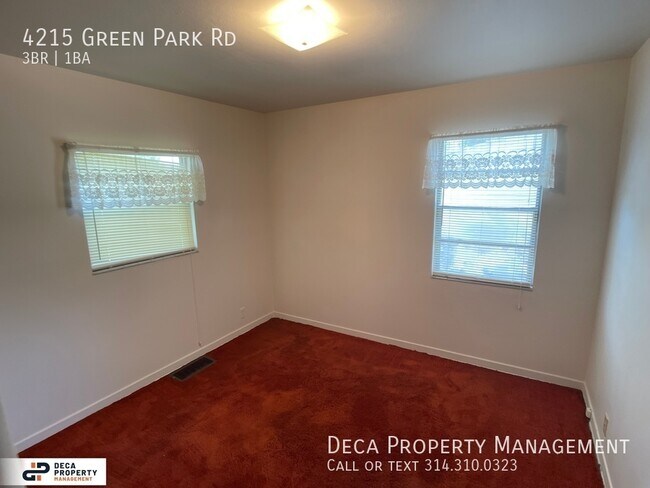 Building Photo - 3 Bedroom House