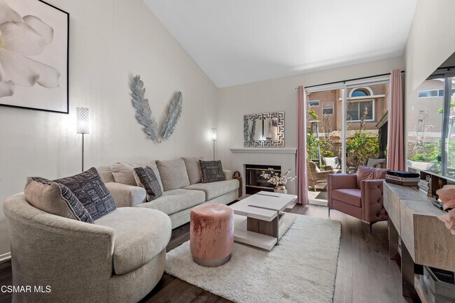 Building Photo - 4894 Santo Dr