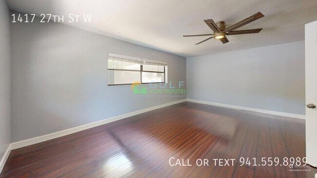 Building Photo - 1417 27th St W