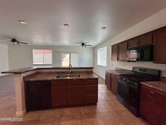 Building Photo - 18230 Polar Bear Ct