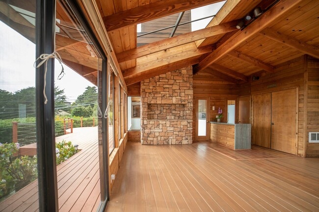 Building Photo - Unique Carmel Highlands 2 Bed, 2 Bath + Sunroom & Office