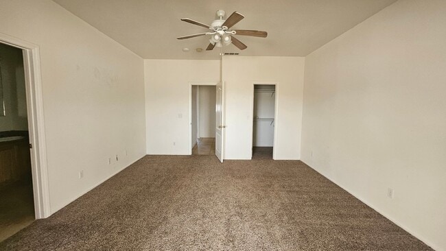 Building Photo - Bright and Open 3-Bed, 2-Bath Home on Kare...