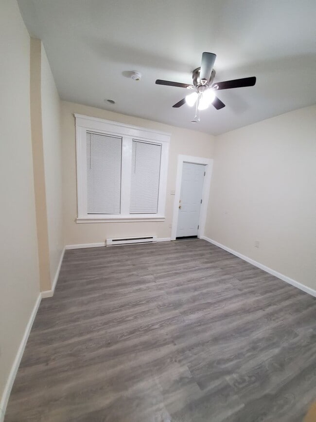 Building Photo - 6532 Torresdale Ave