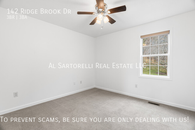 Building Photo - 142 Ridge Brook Dr