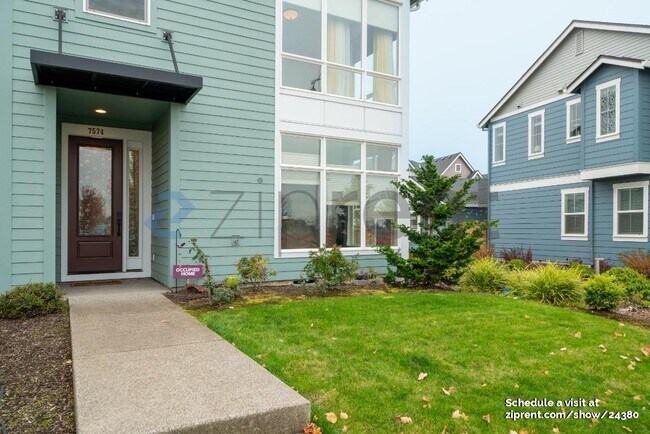 Building Photo - 7574 SE Blanton St