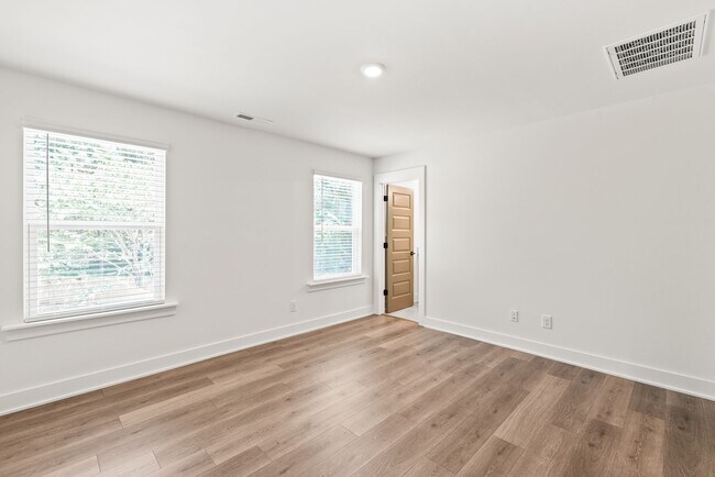 Building Photo - New Construction 3 Bedroom Townhome