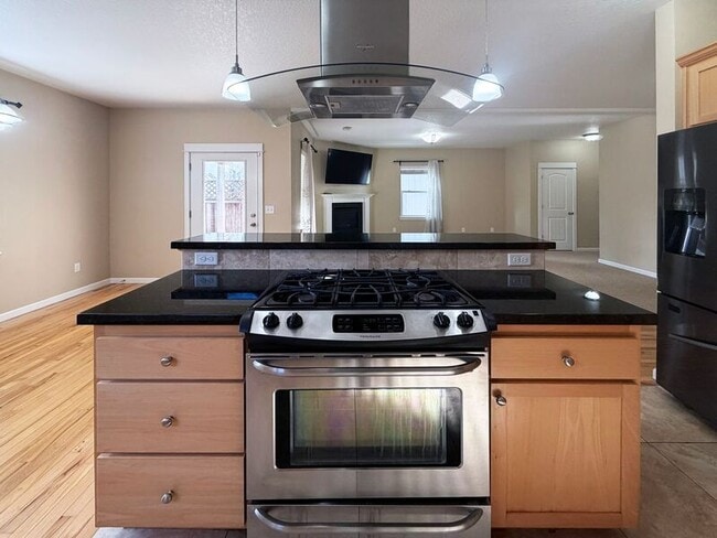 Building Photo - 5518 Tribute Way