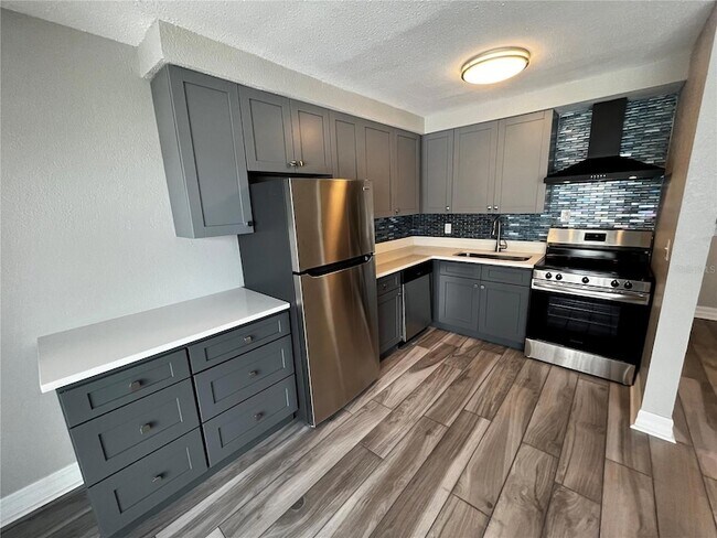 Building Photo - 2566 Gary Cir