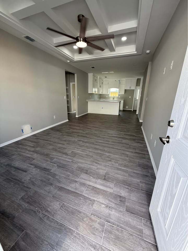 Building Photo - 2309 E Viviana St