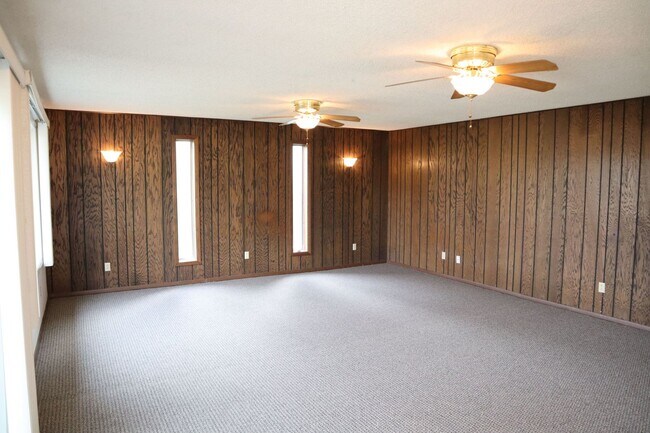 Building Photo - 1311 NW 52nd St