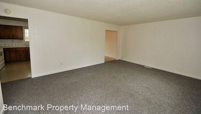 Building Photo - 4 br, 1 bath House - 224 S. 2nd Ave