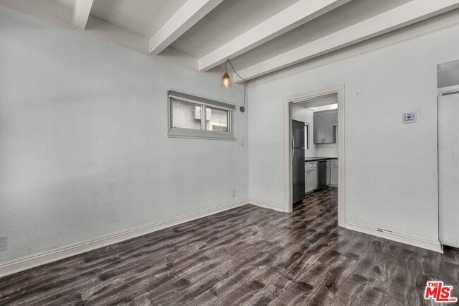 Building Photo - 130 Montreal St