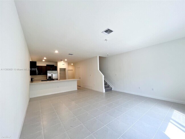 Building Photo - 3 br, 2.5 bath House - 23269 SW 111th Ave