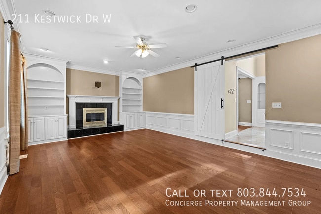 Building Photo - 211 Kestwick Dr W