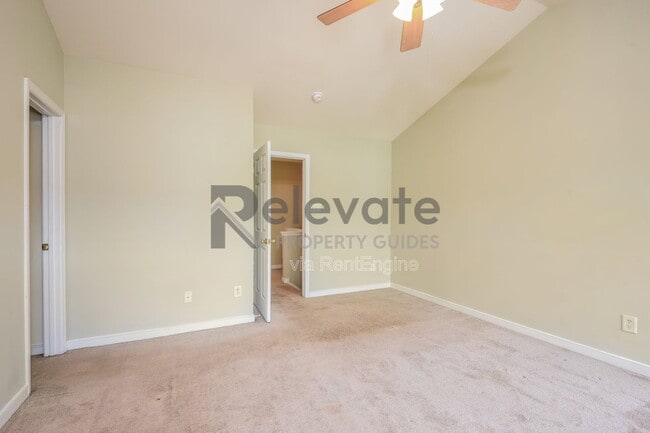 Building Photo - 5504 Springwater Ln