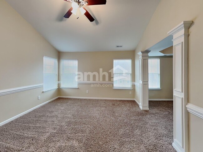 Building Photo - 114 Fining Ct