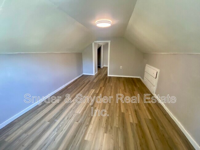 Building Photo - 1062 Pitkin Ave