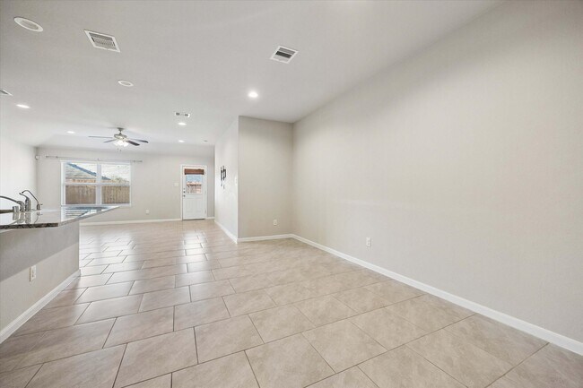 Building Photo - 29523 Patricias Wy