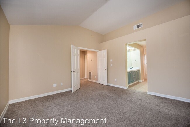 Building Photo - 3 br, 2.5 bath House - 442 W Summerfield Cir