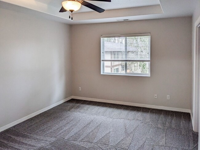 Building Photo - 407-409 Madrona Ave SE