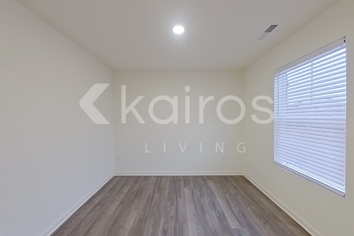 Building Photo - 224 Ascension Wy