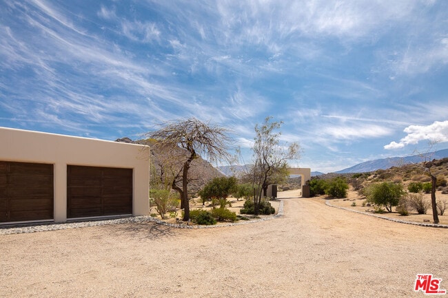 Building Photo - 57425 Palm Seco Cir