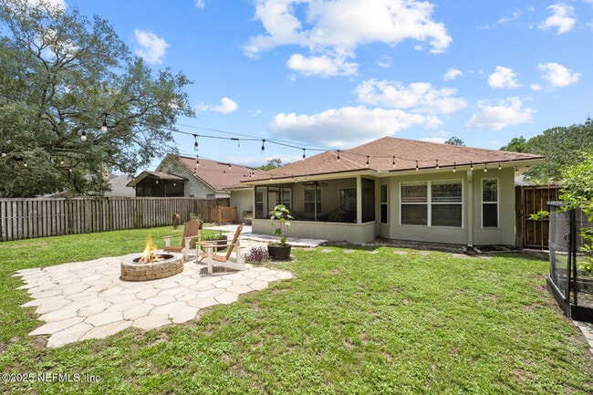 Building Photo - 8575 Crooked Tree Dr