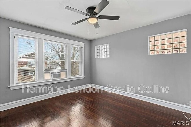 Building Photo - 4234 Dewey Ave