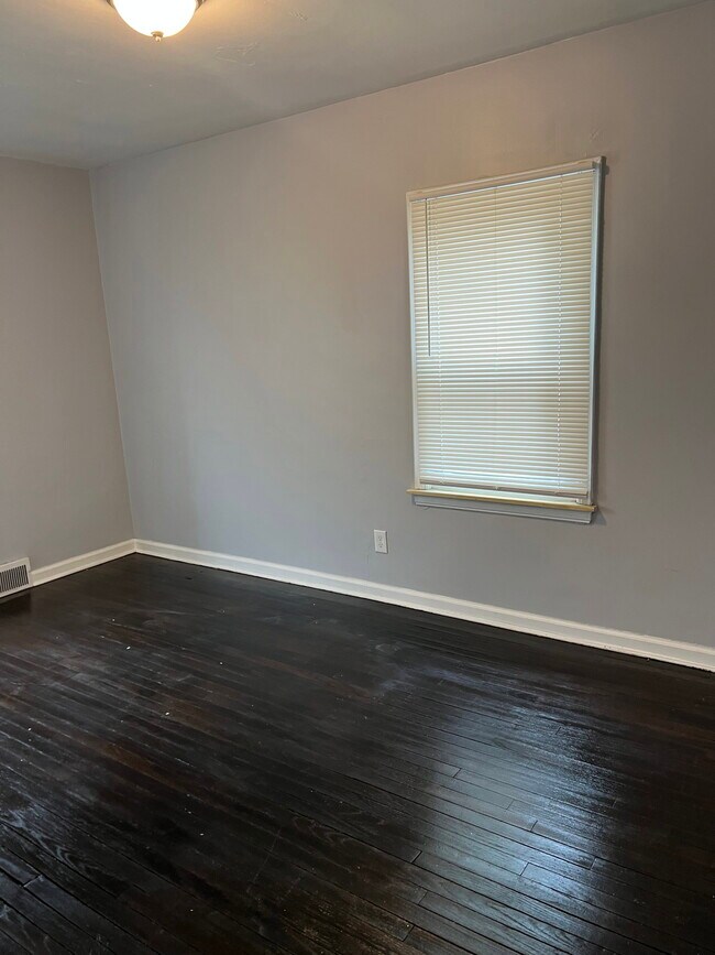 Building Photo - 1646 21st St