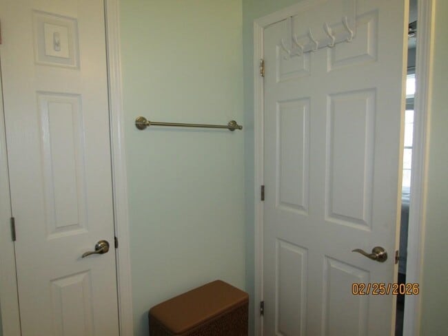 Building Photo - 144 Scotch Broom Dr